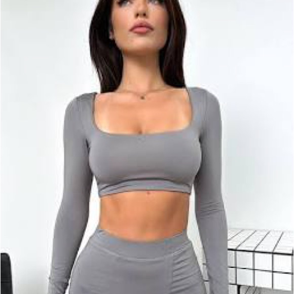 Thatssofetch long sleeve crop top - Picture 1 of 4